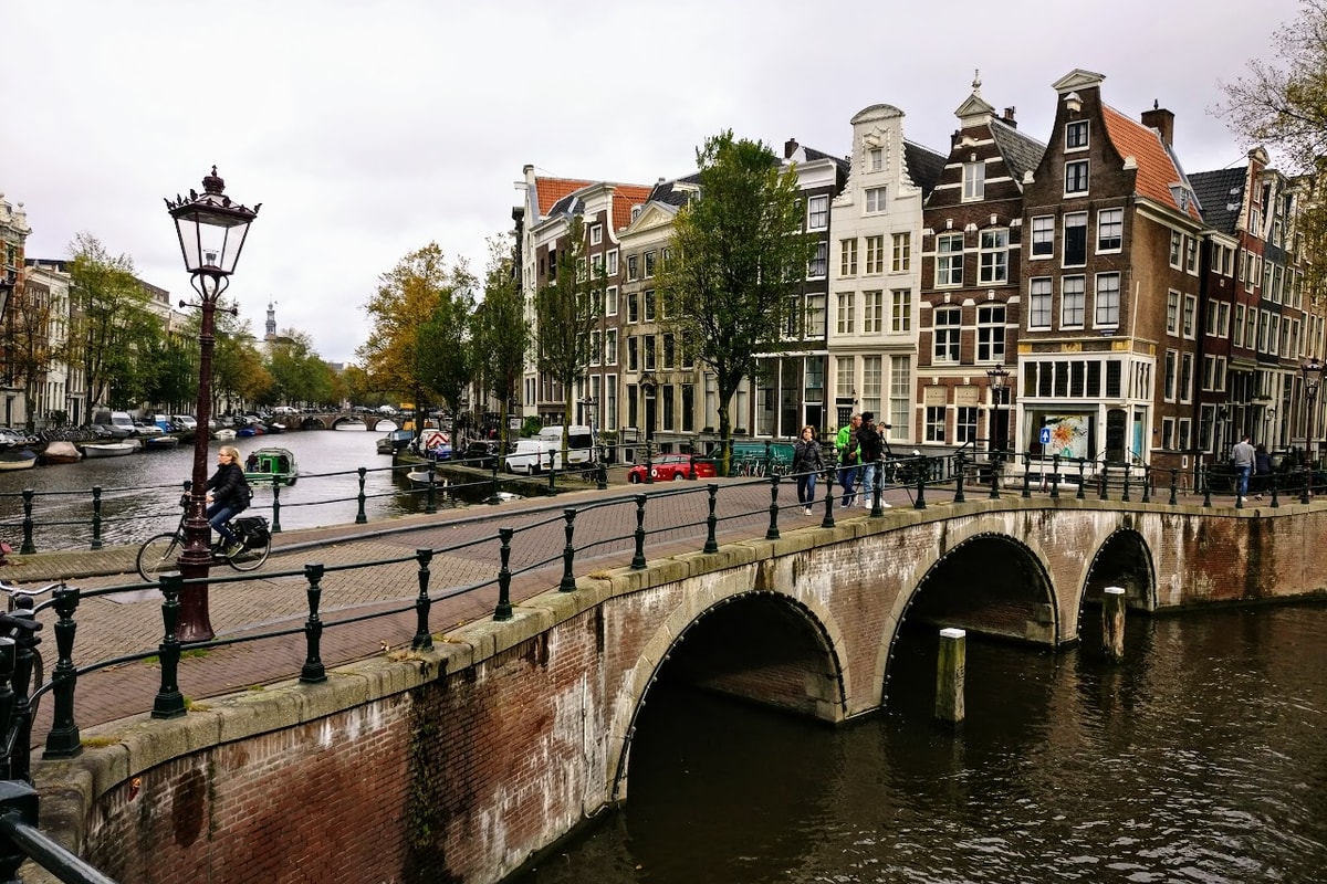 Amsterdam 18