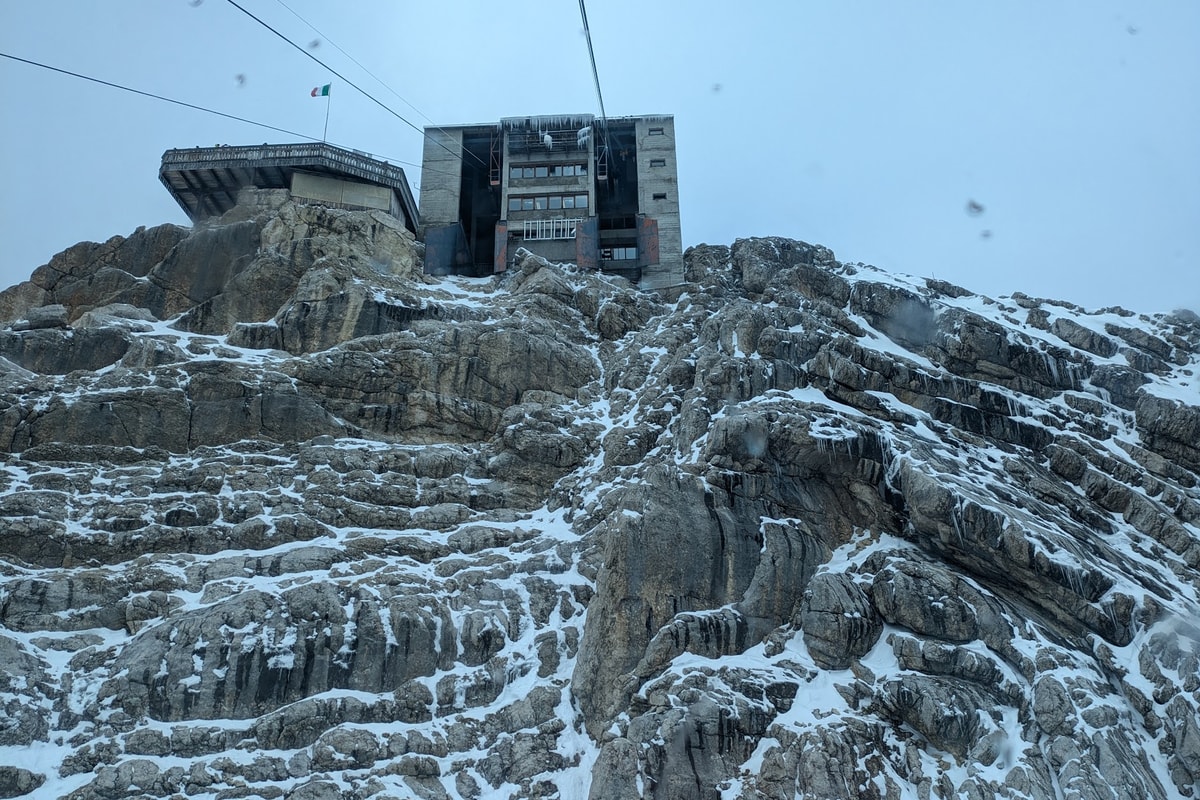 Cima Tofana Cable Car