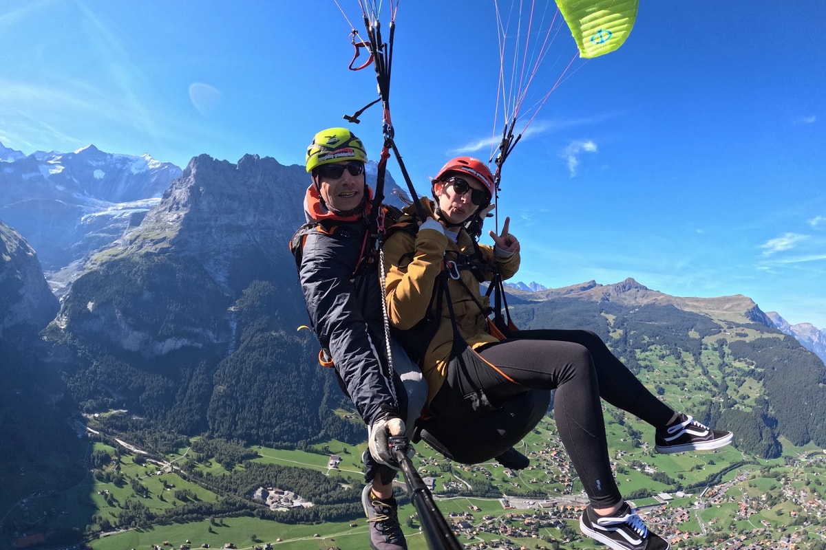 Grindelwald paragliding