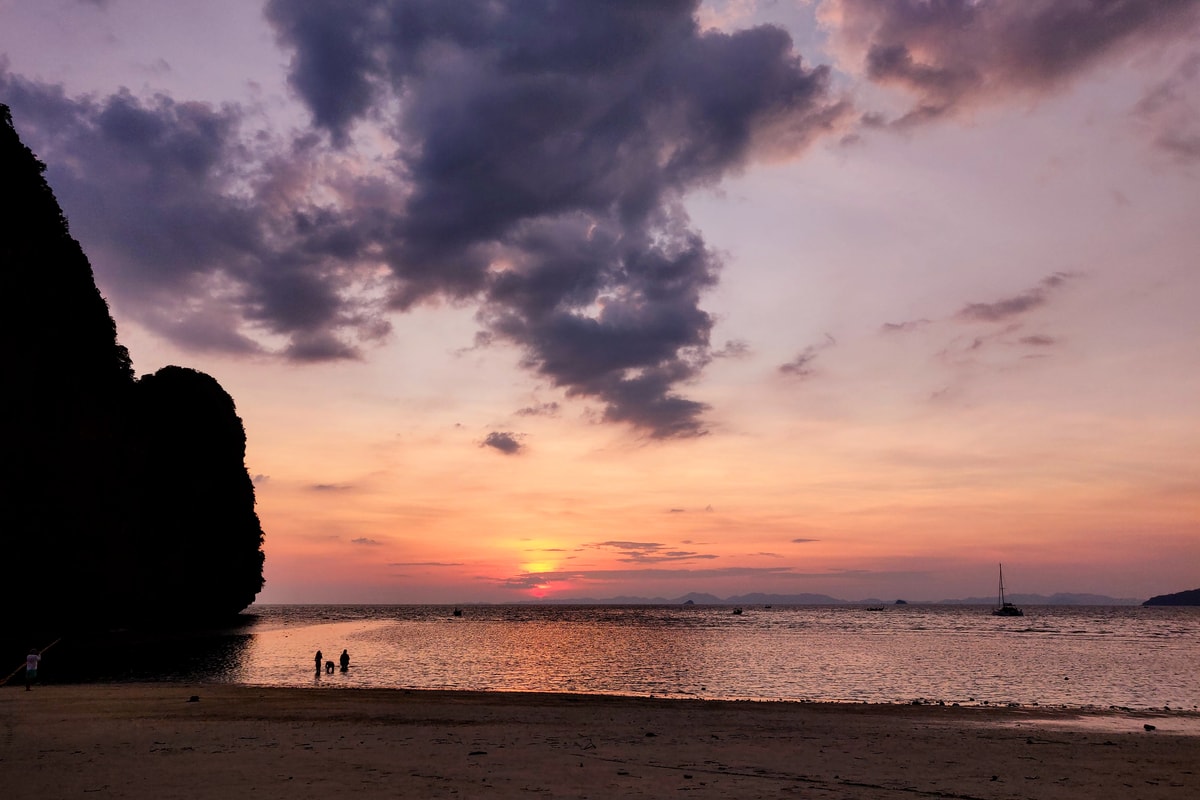 best beaches in Krabi - Phra Nang