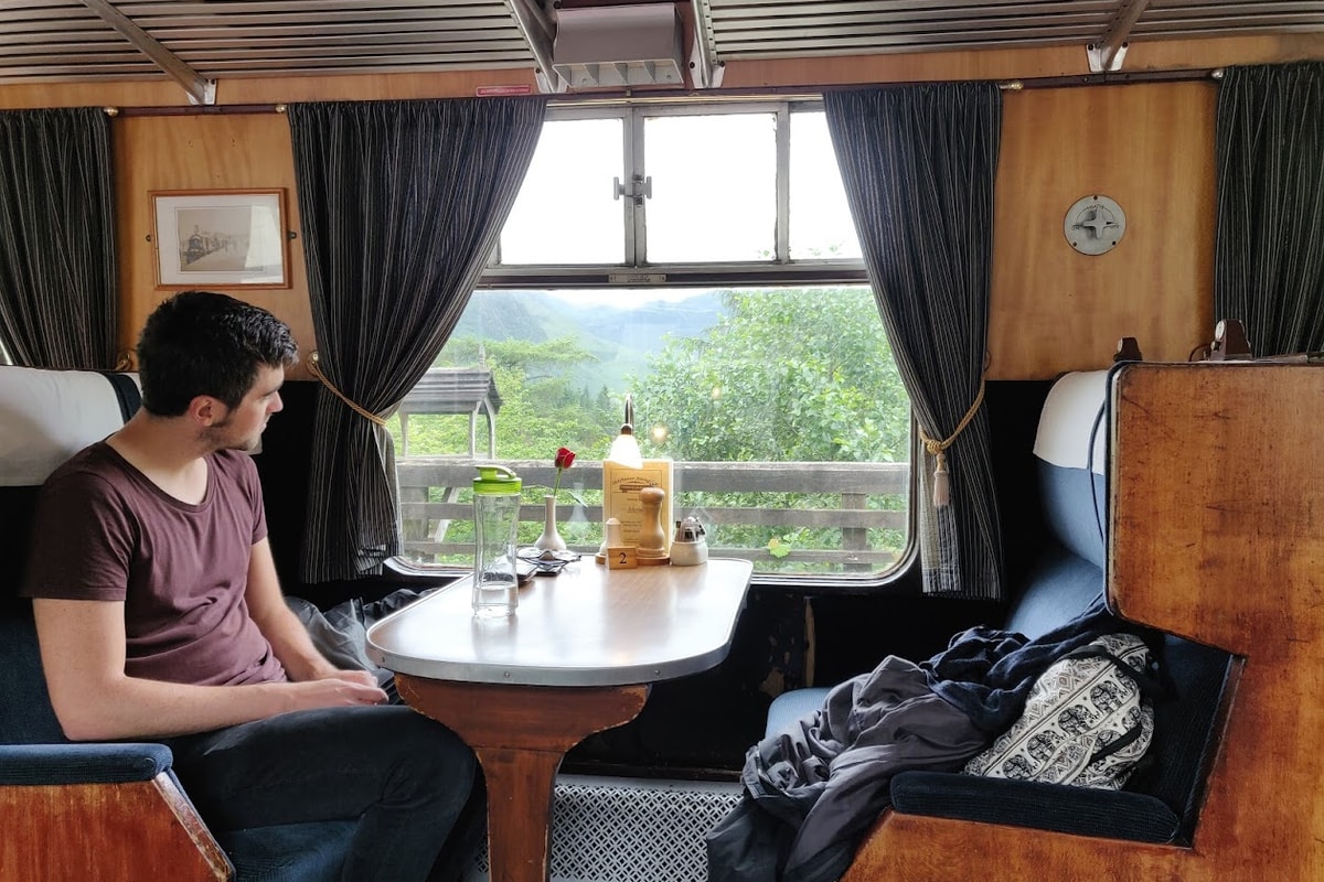 train carriage cafe