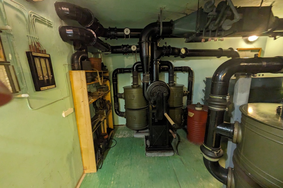 4 days in Prague secret bunker