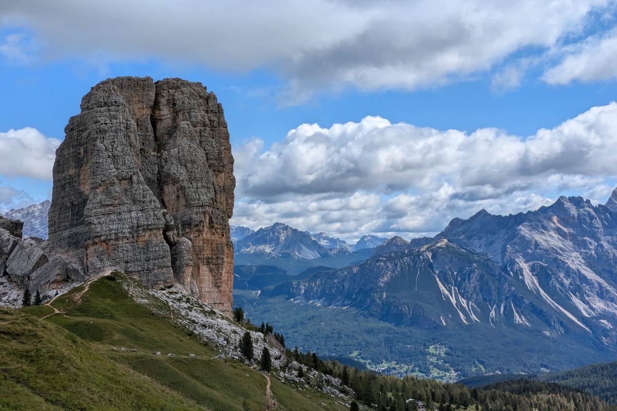 Hike to Cinque Torri