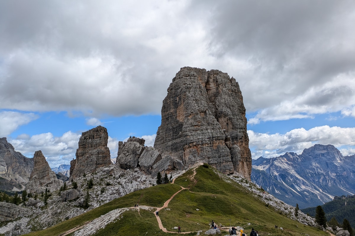 Hike to Cinque Torri