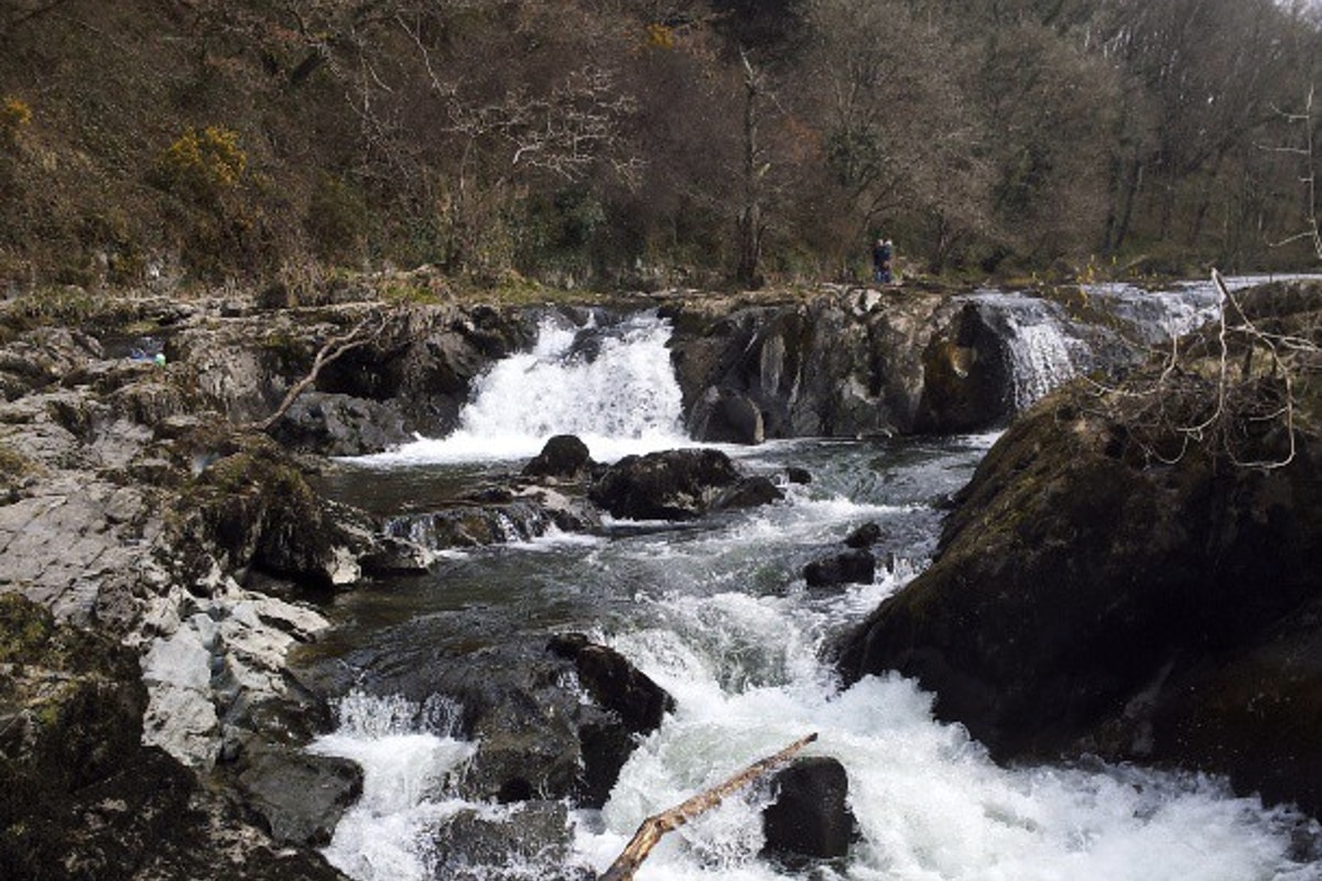 Wales 2