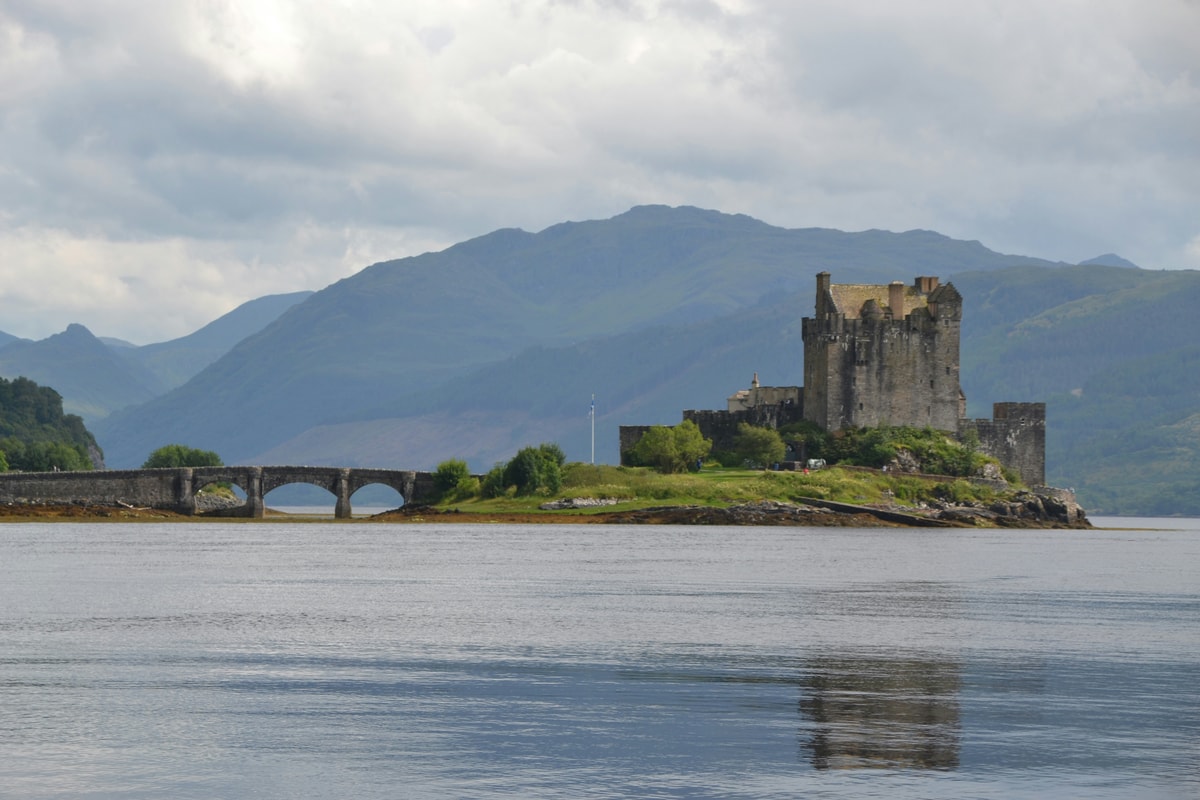 Visit Eilean Donan Castle 4