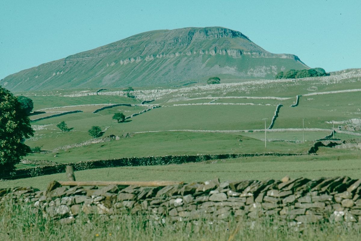 Pen-y-ghent: Yorkshire Three Peaks Challenge