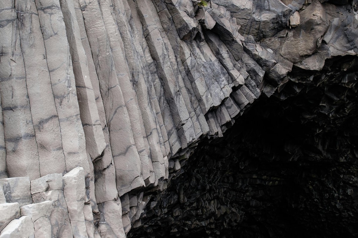 Reynisfjara cave