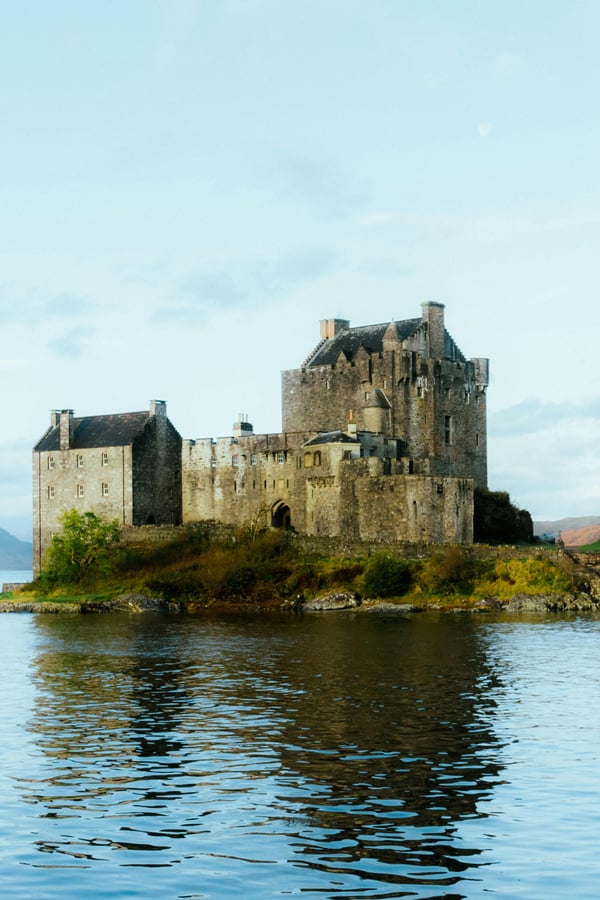 Visit Eilean Donan Castle 14